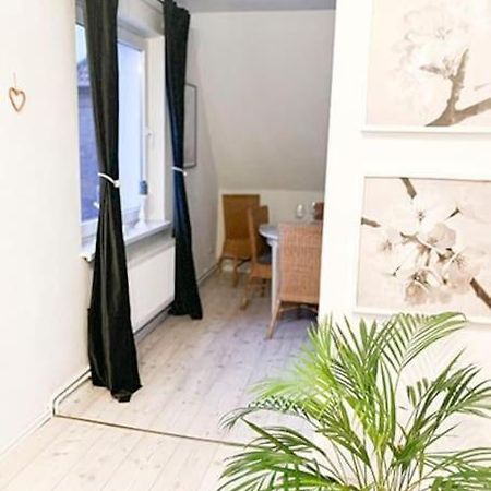 Modernes Apartment Mit Balkon Free Parking Netflix Celle Luaran gambar