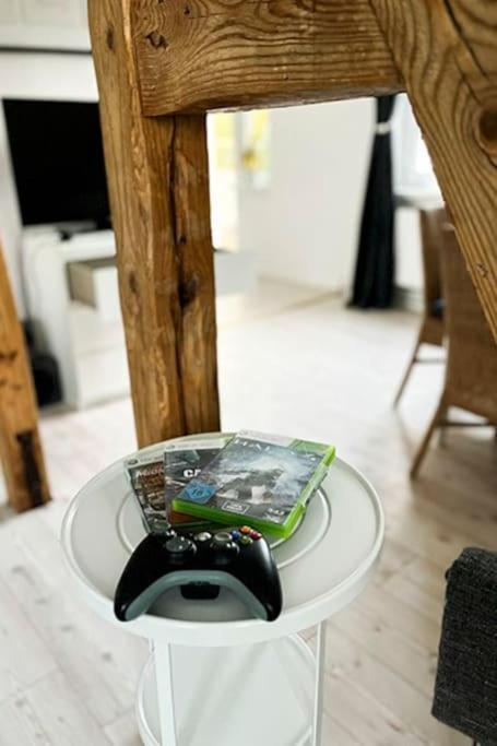 Modernes Apartment Mit Balkon Free Parking Netflix Celle Luaran gambar