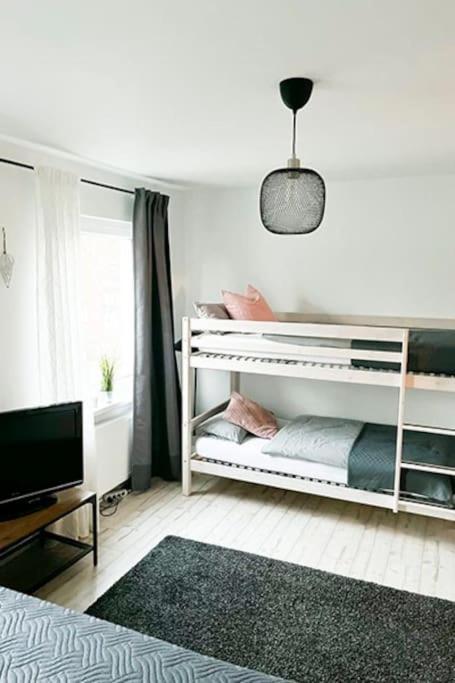 Modernes Apartment Mit Balkon Free Parking Netflix Celle Luaran gambar